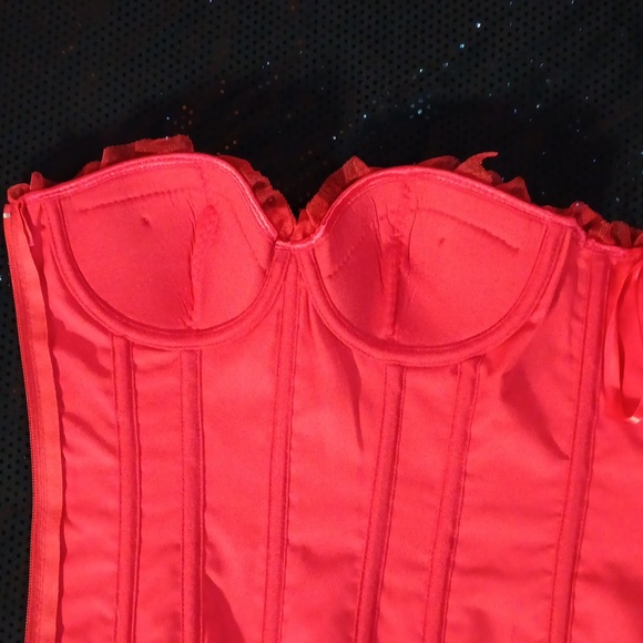 Lace Ruffled Very Red Satin Corset With Bows, Lace Up Back & Side Zipper (M) - Picture 11 of 16